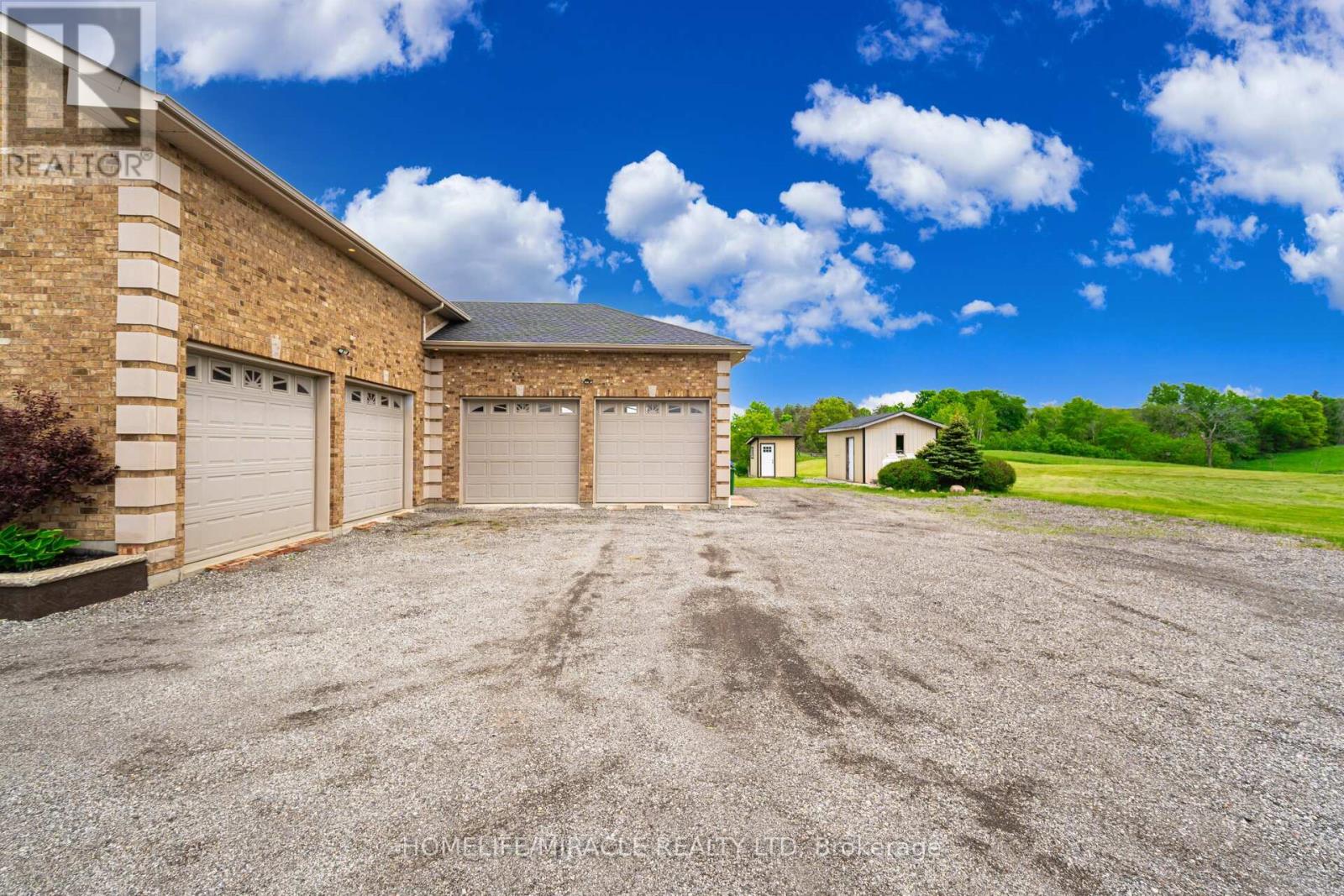 1029 Concession 3 Road, Adjala-Tosorontio, Ontario  L0N 1P0 - Photo 46 - N12200872