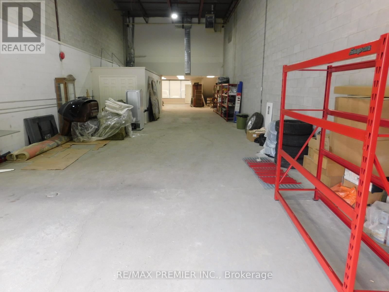 41 - 94 Kenhar Drive, Toronto, Ontario  M9L 1N2 - Photo 10 - W12192069