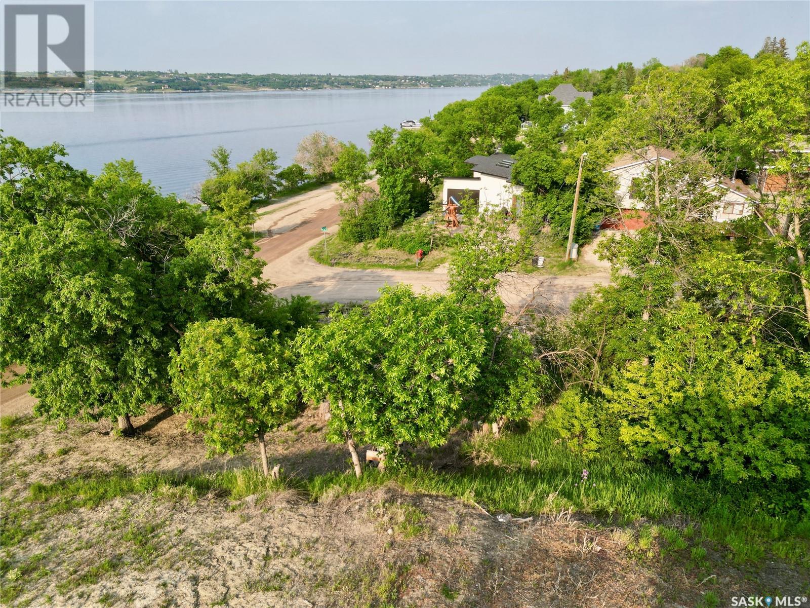 450 8th Street E, Regina Beach, Saskatchewan  S0G 4C0 - Photo 20 - SK007995