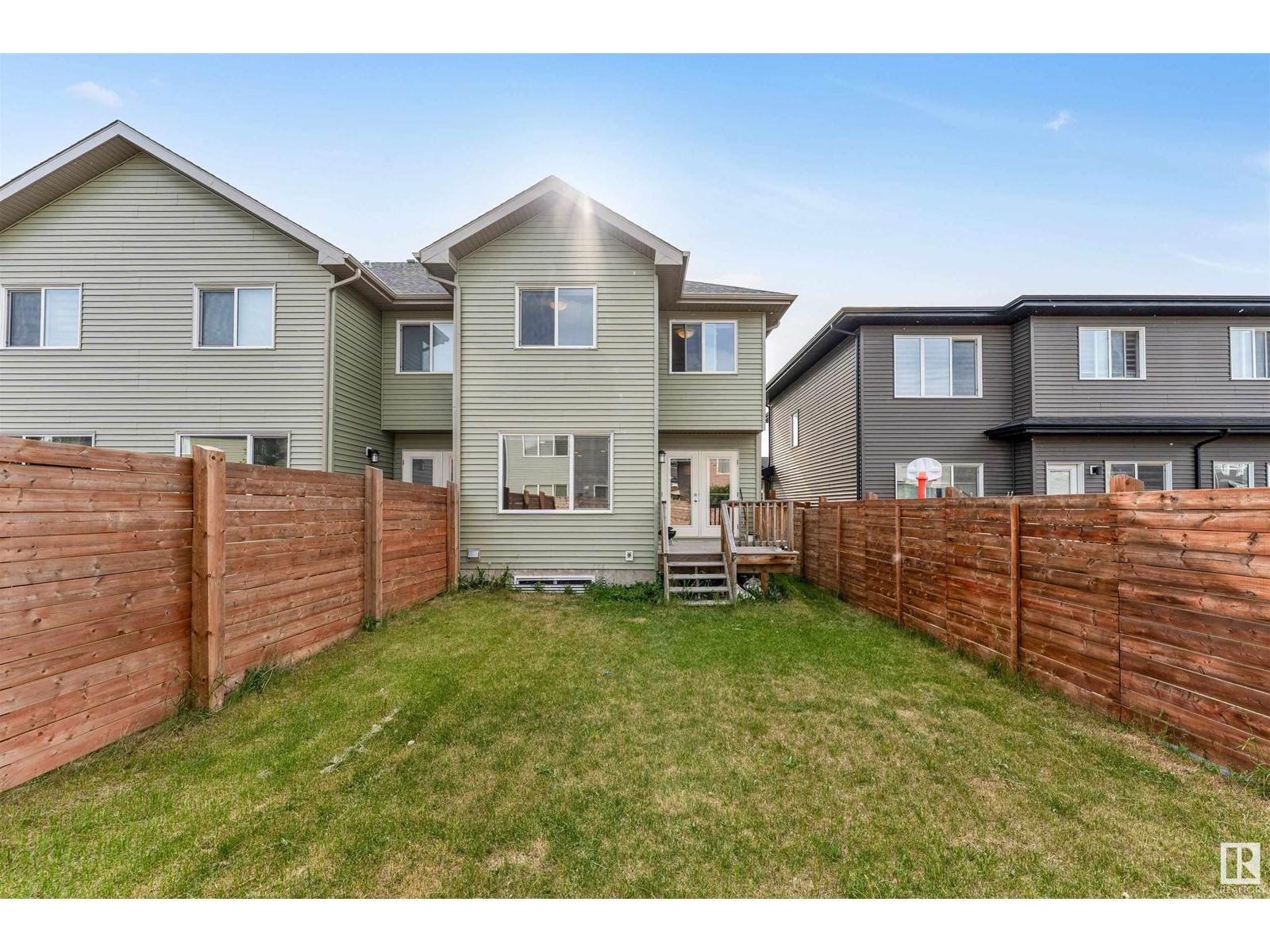 Property at 707 40 ST SW image 4