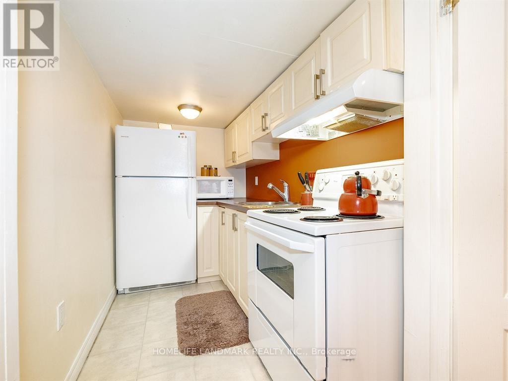 Basement - 59 Waterton Crescent, Richmond Hill, Ontario  L4B 4L2 - Photo 8 - N12202970