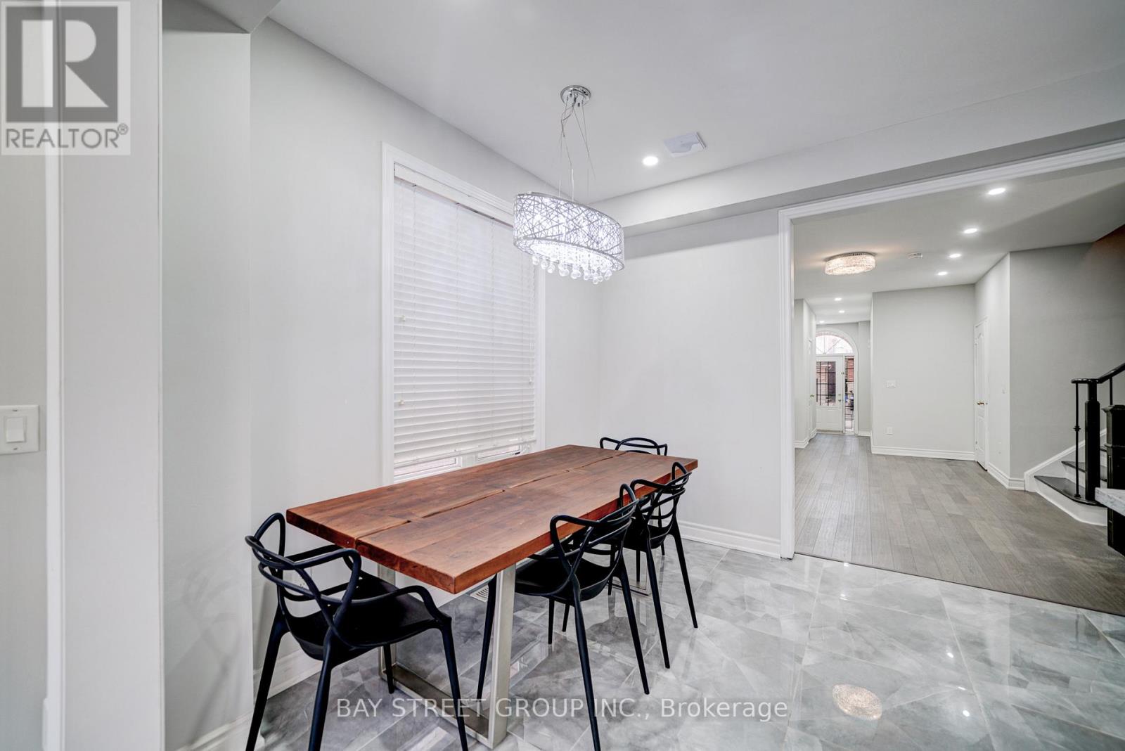 51 Woodville Drive, Vaughan, Ontario  L6A 4A9 - Photo 17 - N12202982