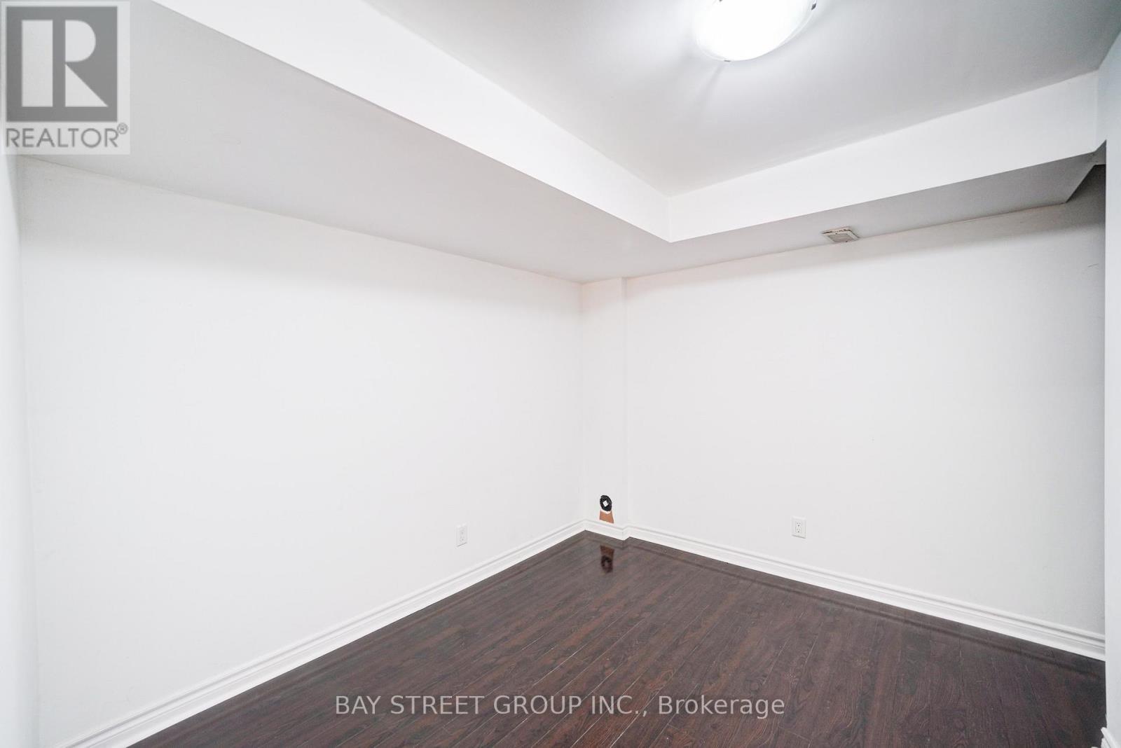 51 Woodville Drive, Vaughan, Ontario  L6A 4A9 - Photo 44 - N12202982