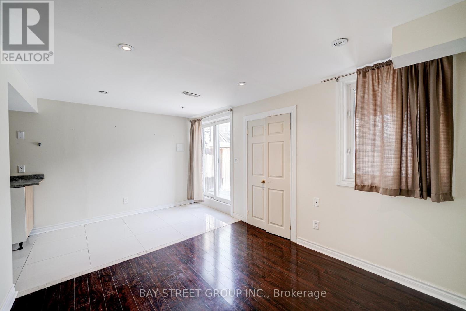 51 Woodville Drive, Vaughan, Ontario  L6A 4A9 - Photo 47 - N12202982