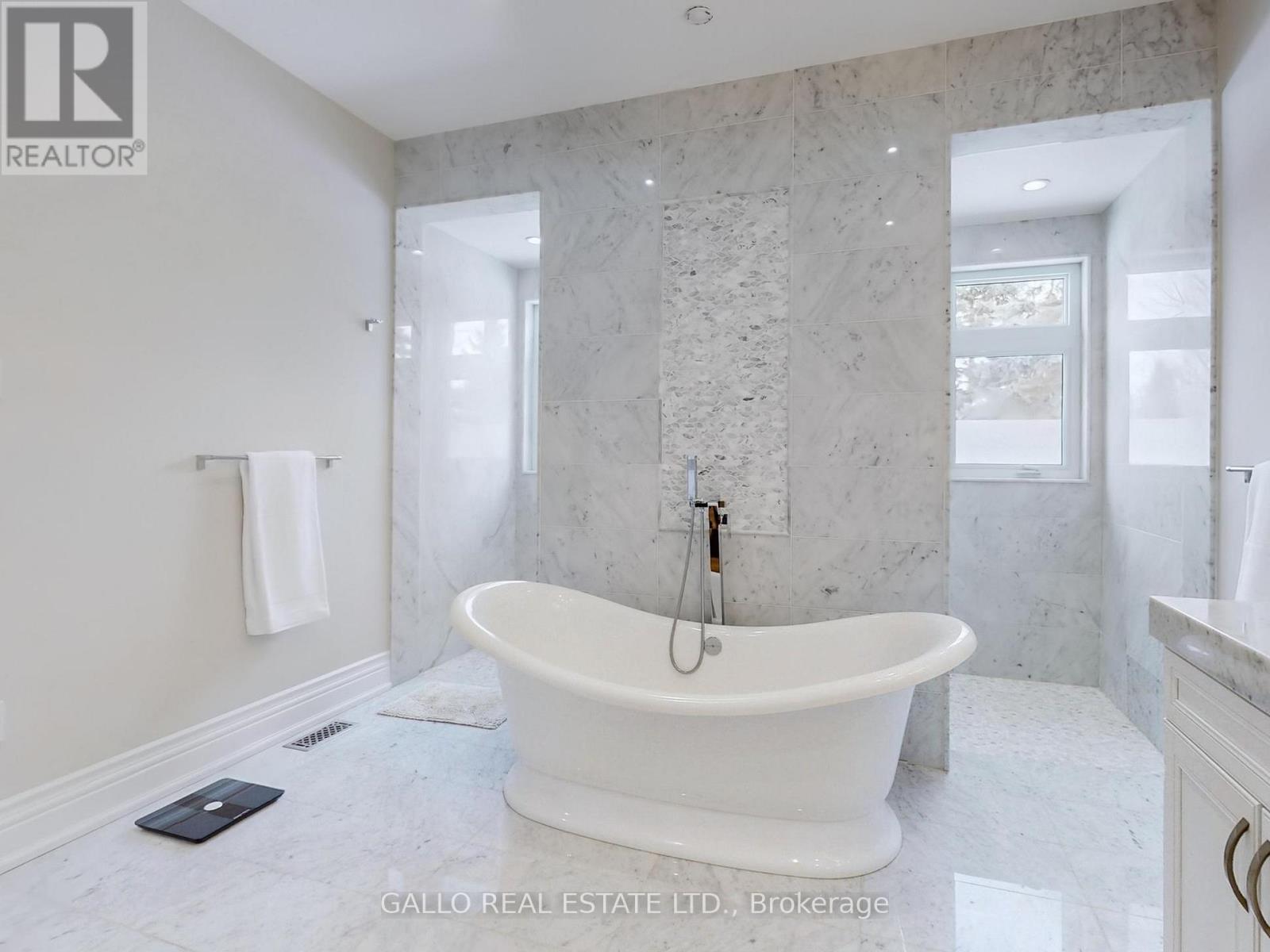 56 Offord Crescent, Aurora, Ontario  L4G 0K5 - Photo 25 - N12203004