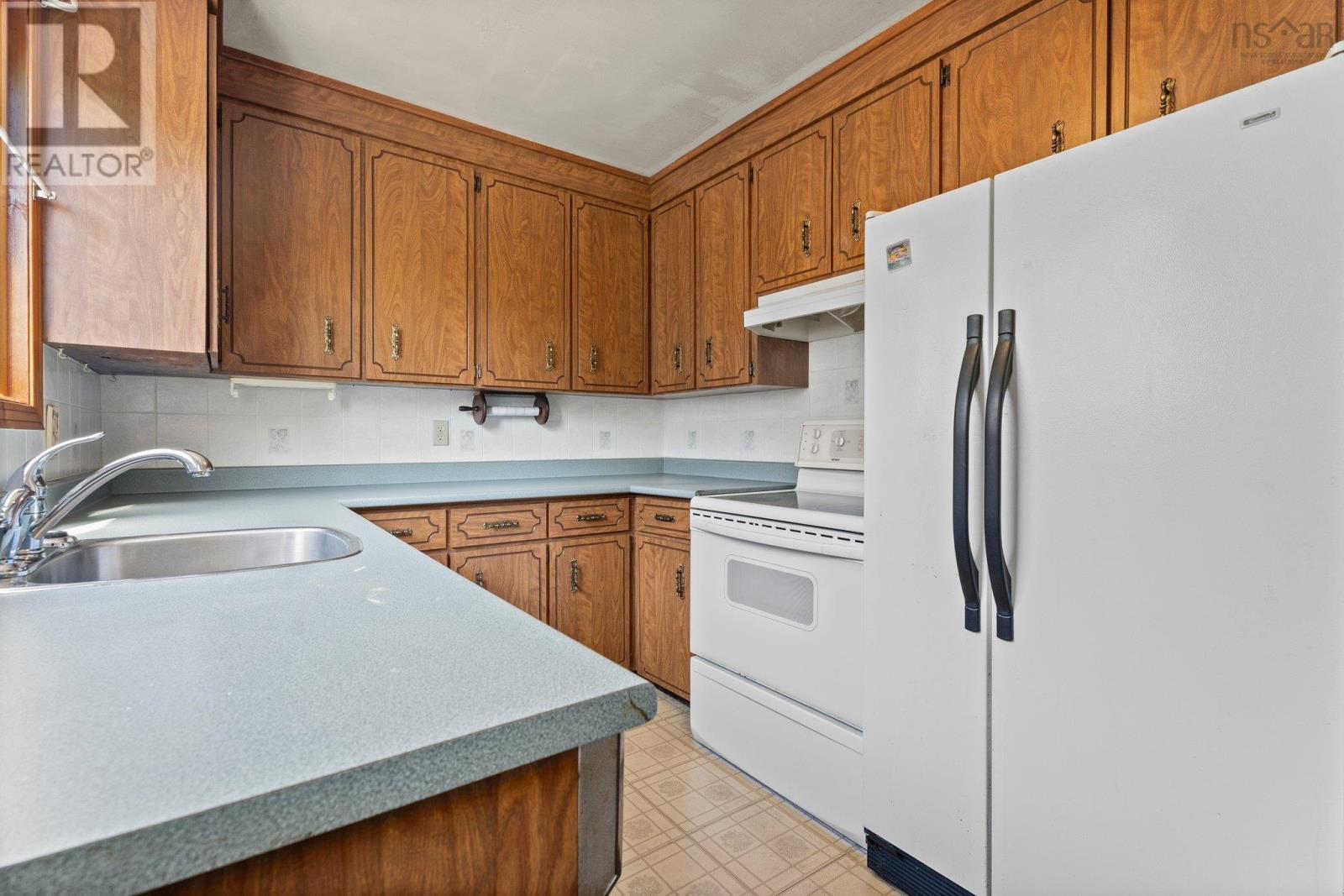 5 & 7 Kingsmere Court, Halifax, Nova Scotia  B3M 1G2 - Photo 8 - 202512906