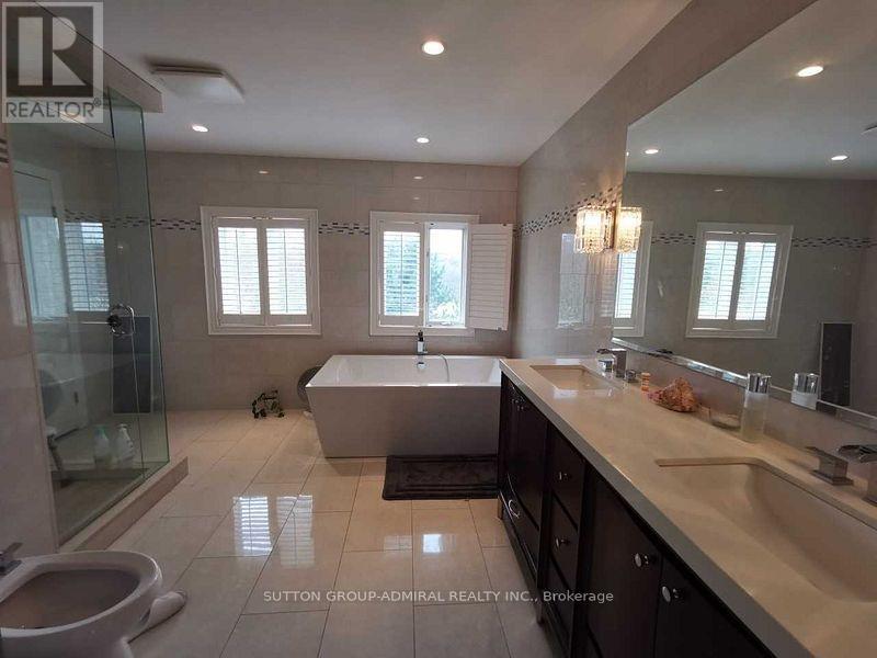 46 Humberview Drive, Vaughan, Ontario  L4H 1B1 - Photo 10 - N12203031