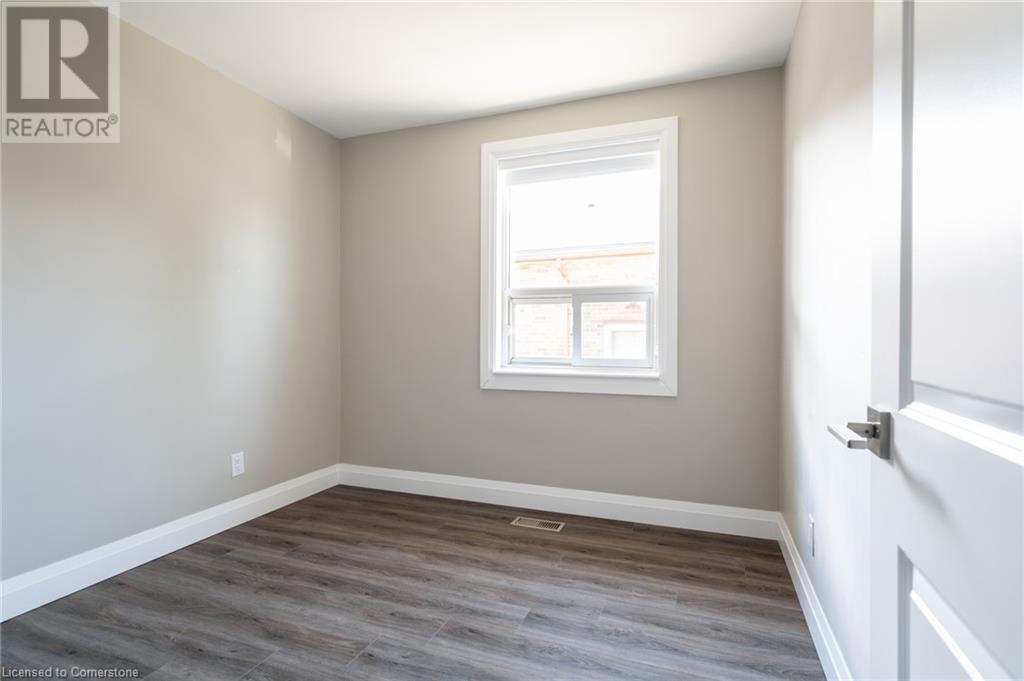 367 East 18th Street Unit# 1, Hamilton, Ontario  L9A 4P7 - Photo 17 - 40738228