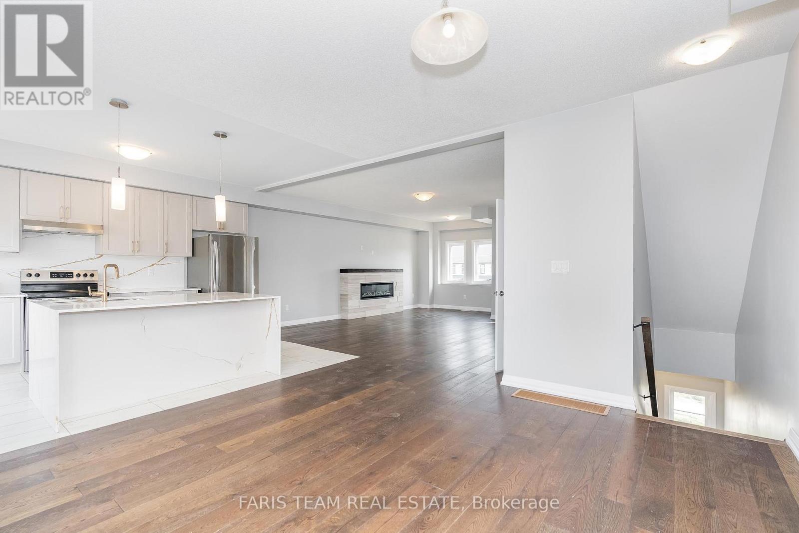 43 Lahey Crescent, Penetanguishene, Ontario  L9M 0W1 - Photo 11 - S12203030