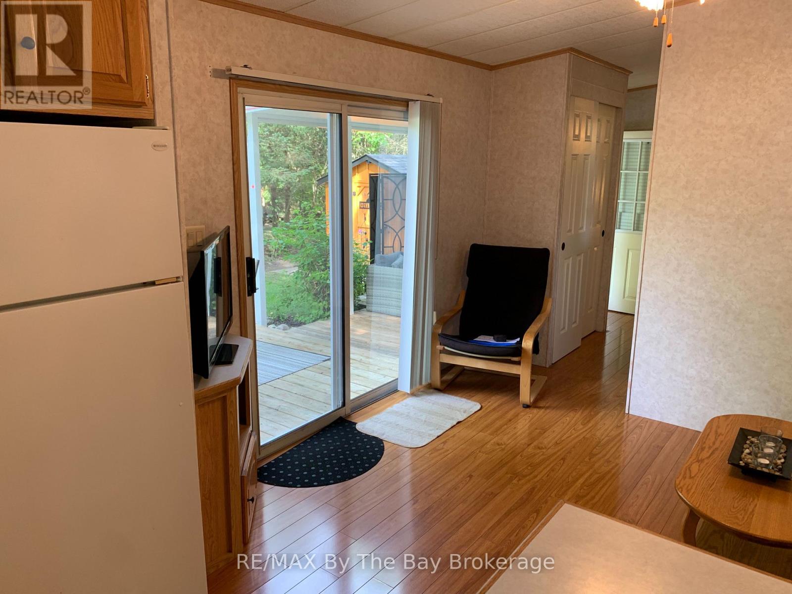 G4 - 85 Theme Park Drive, Wasaga Beach, Ontario  L9Z 1X7 - Photo 12 - S12033686