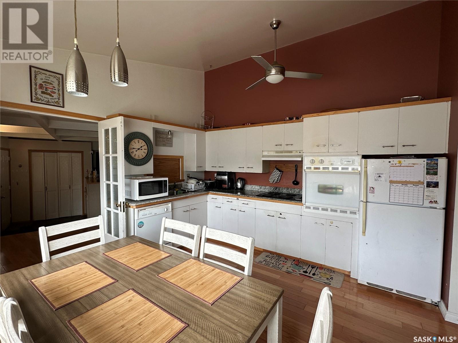 129 Birch Drive, Weyburn, Saskatchewan  S4H 0S6 - Photo 7 - SK008638