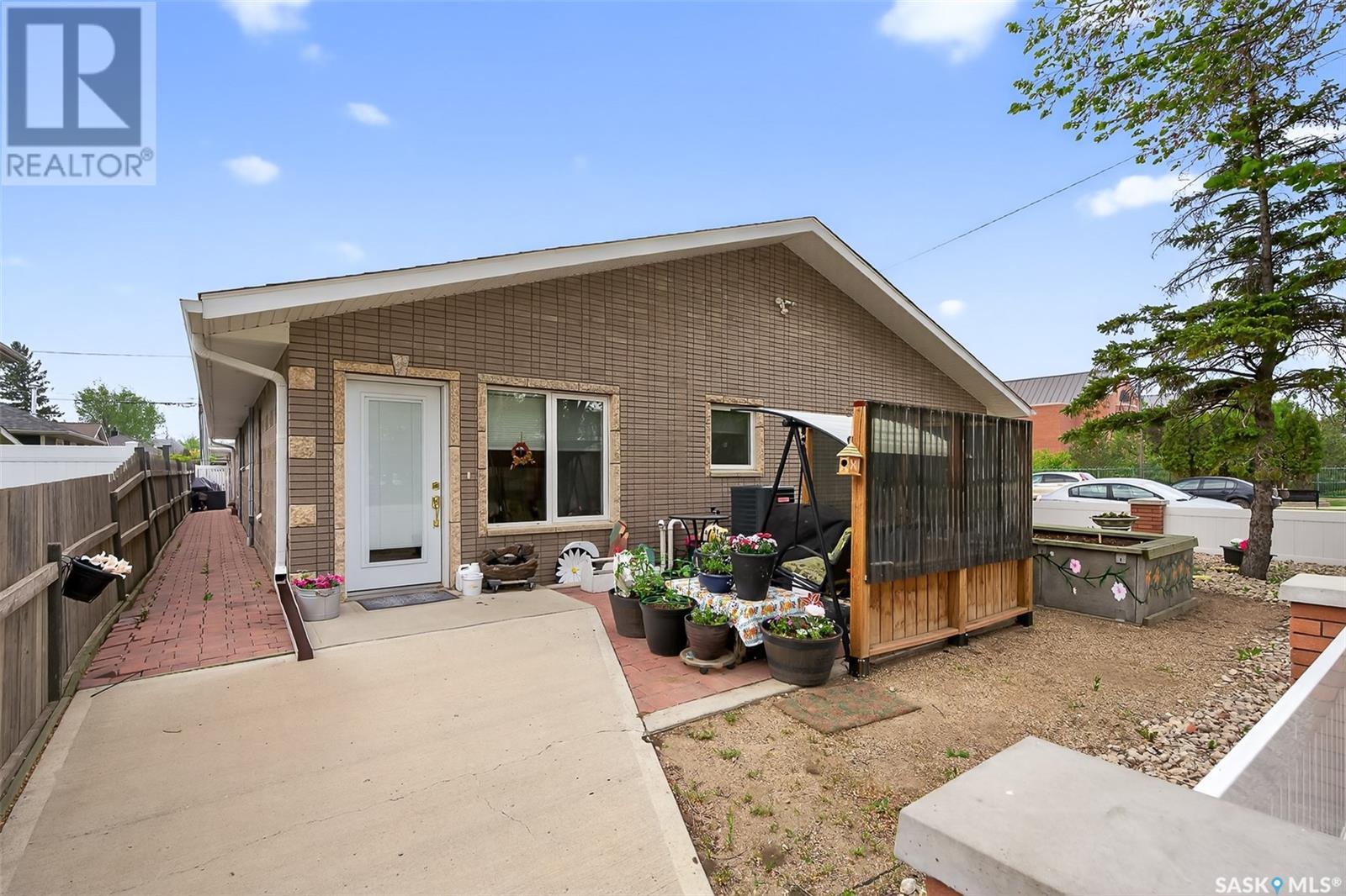 A&b 125 2nd Avenue Ne, Moose Jaw, Saskatchewan  S6H 2A2 - Photo 38 - SK008566