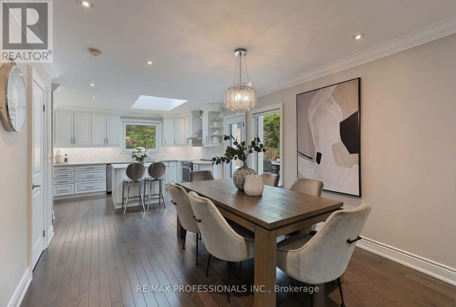 14 Aymarn Court, Toronto, Ontario  M9C 2G4 - Photo 11 - W12203002