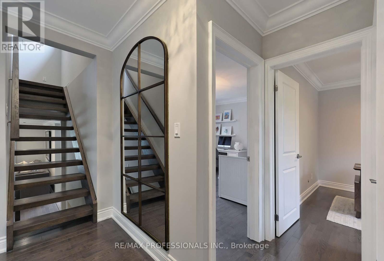 14 Aymarn Court, Toronto, Ontario  M9C 2G4 - Photo 26 - W12203002
