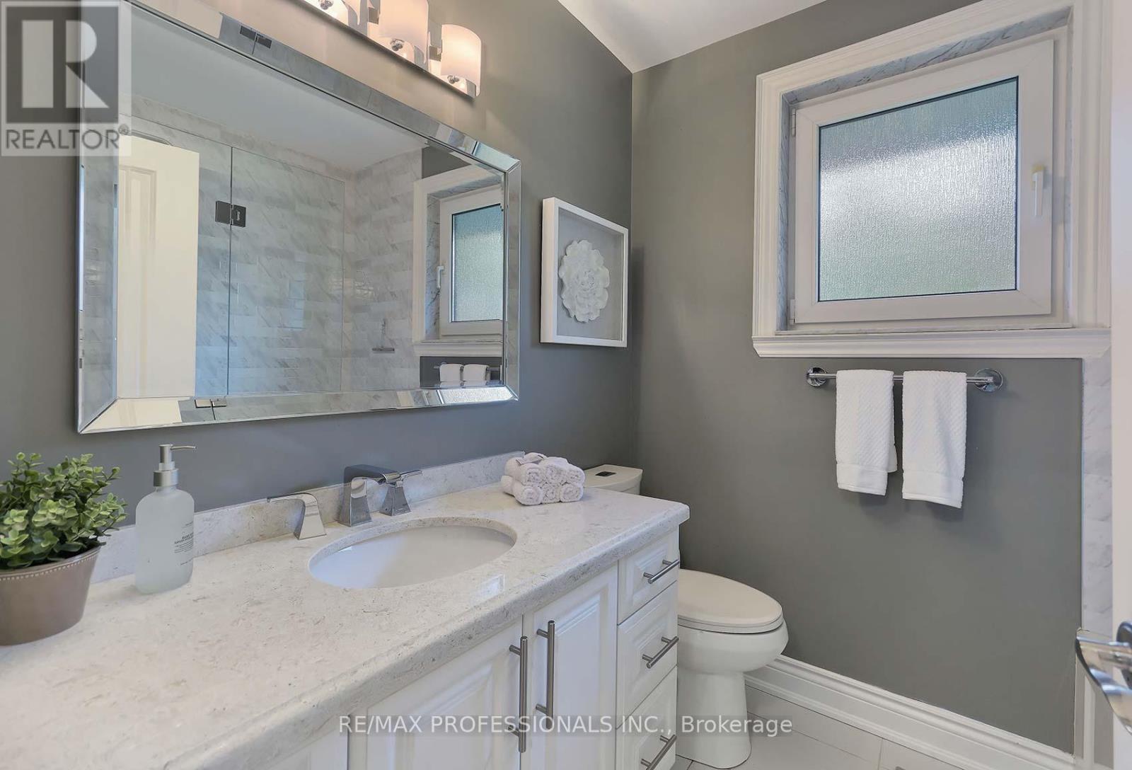 14 Aymarn Court, Toronto, Ontario  M9C 2G4 - Photo 30 - W12203002