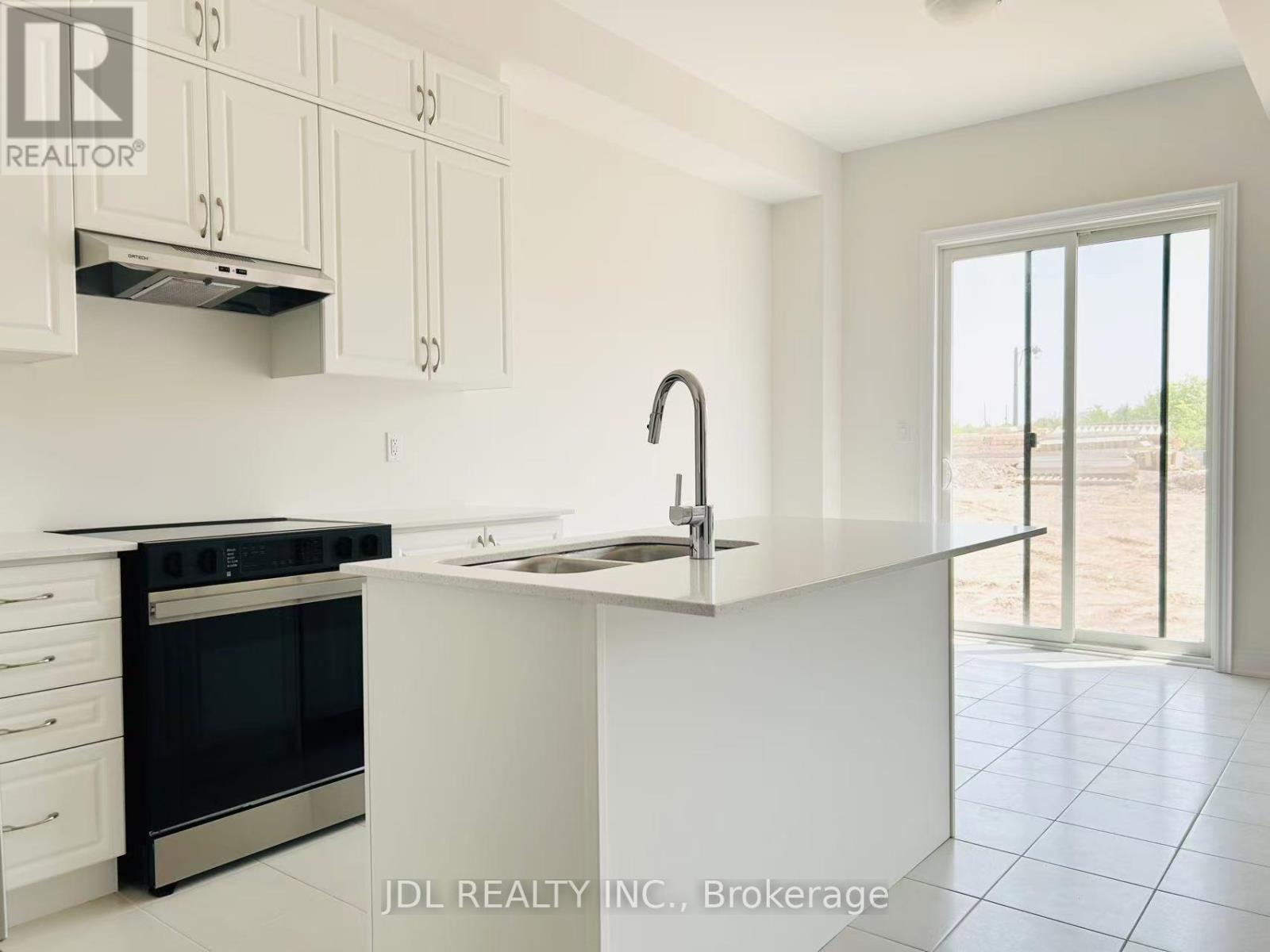 1268 Anthonia Trail, Oakville, Ontario  L6H 7Y6 - Photo 6 - W12203003