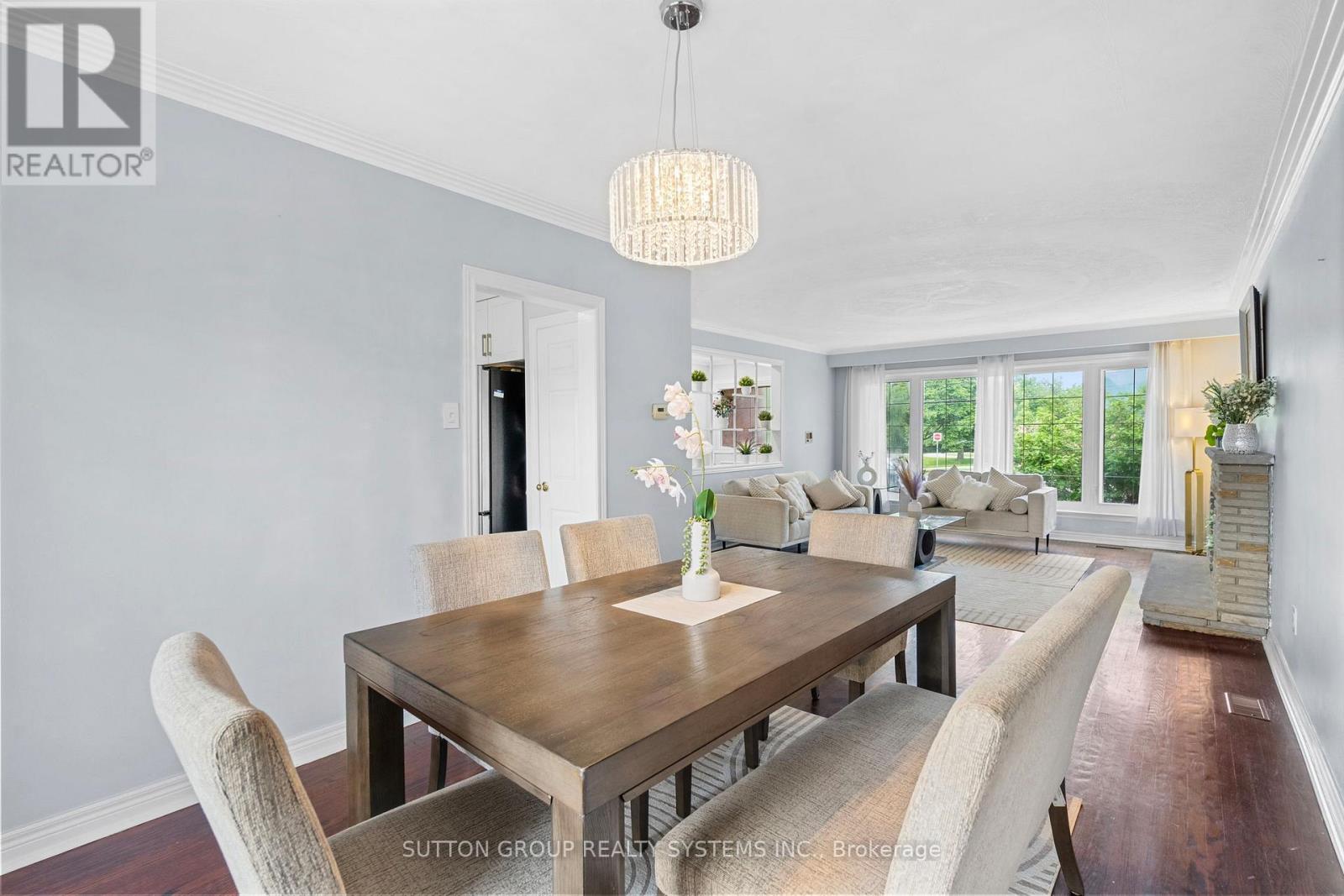 732 Royal York Road, Toronto, Ontario  M8Y 2T6 - Photo 10 - W12203021