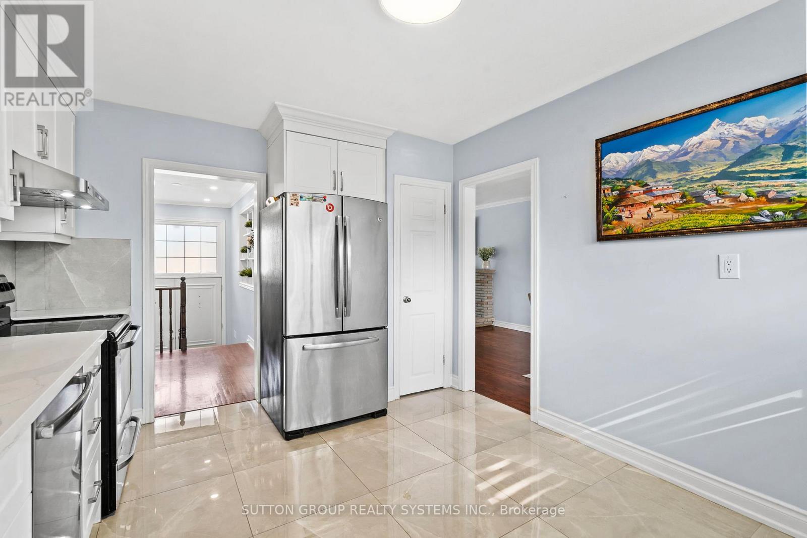 732 Royal York Road, Toronto, Ontario  M8Y 2T6 - Photo 13 - W12203021