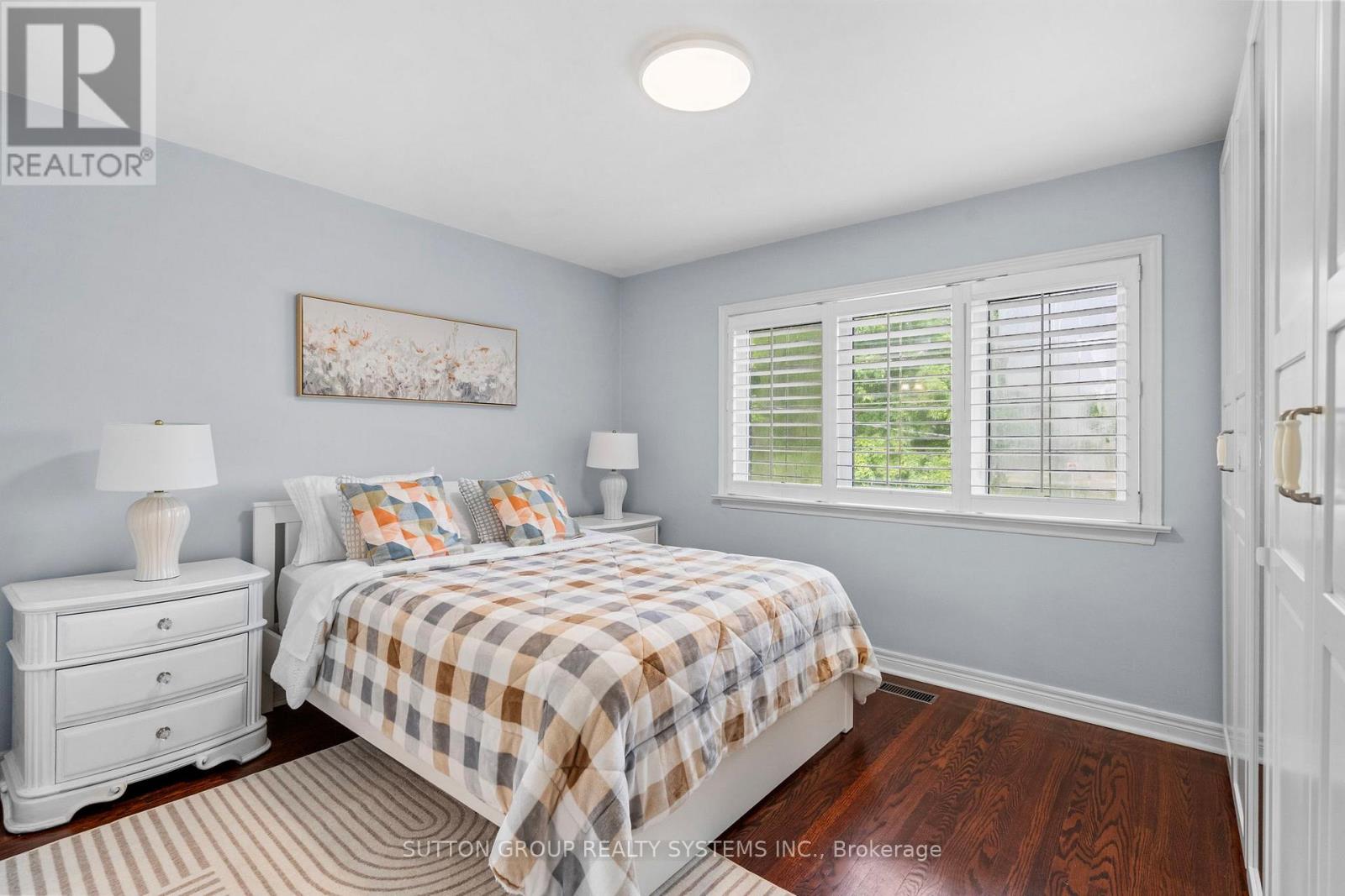732 Royal York Road, Toronto, Ontario  M8Y 2T6 - Photo 20 - W12203021