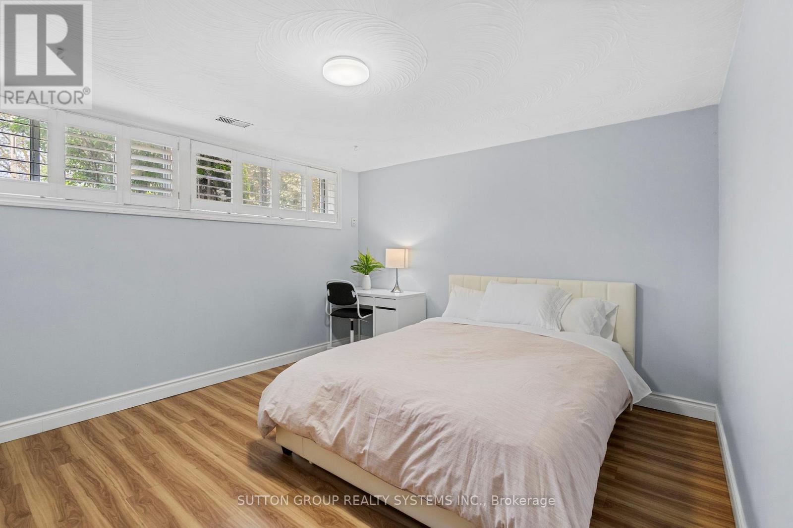 732 Royal York Road, Toronto, Ontario  M8Y 2T6 - Photo 28 - W12203021