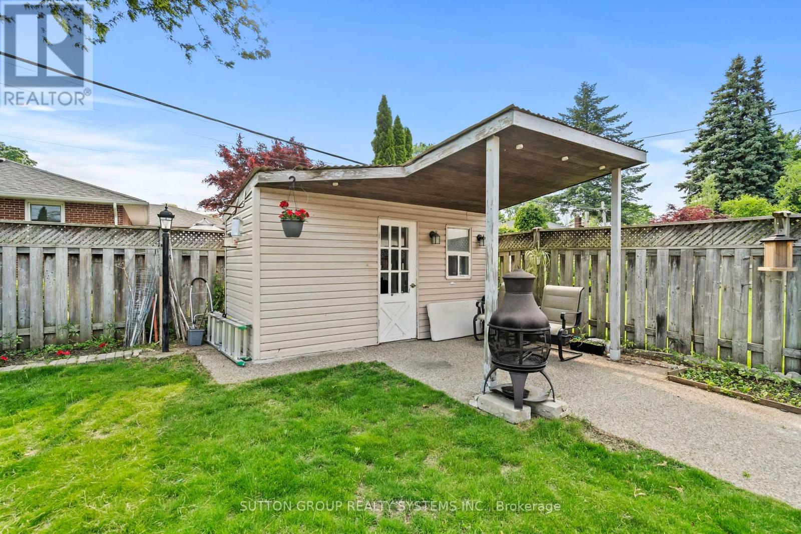 732 Royal York Road, Toronto, Ontario  M8Y 2T6 - Photo 40 - W12203021