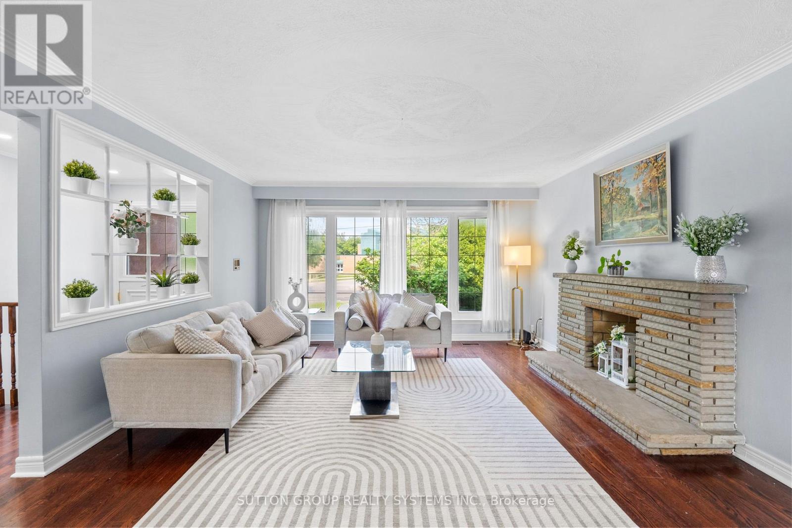 732 Royal York Road, Toronto, Ontario  M8Y 2T6 - Photo 6 - W12203021