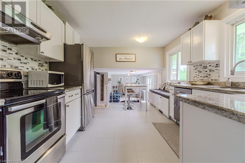 22 Japonica Crescent, Brantford, Ontario  N3R 1N6 - Photo 3 - 40736949