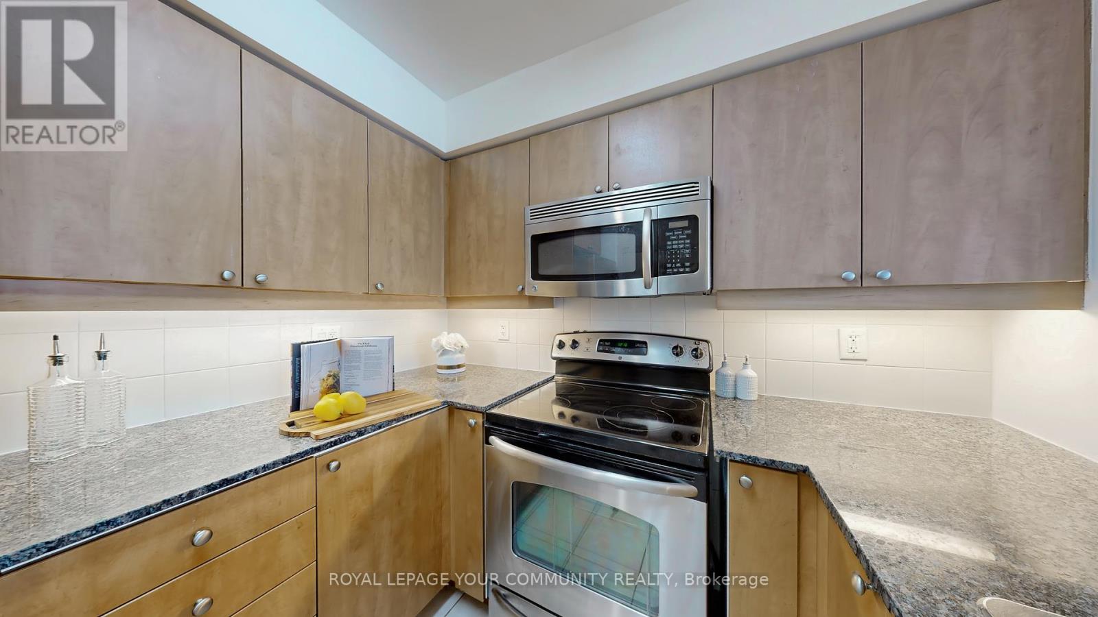 1005 - 185 Oneida Crescent, Richmond Hill, Ontario  L4B 0H4 - Photo 16 - N12202666