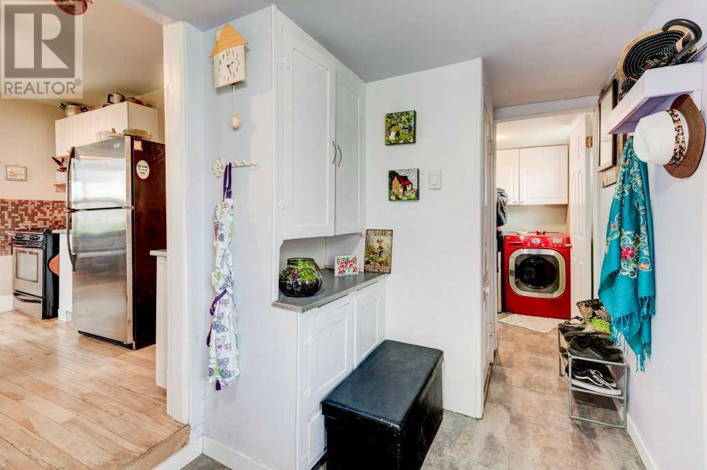 701 Broadway Street, Standard, Alberta  T0J 3G0 - Photo 19 - A2222032