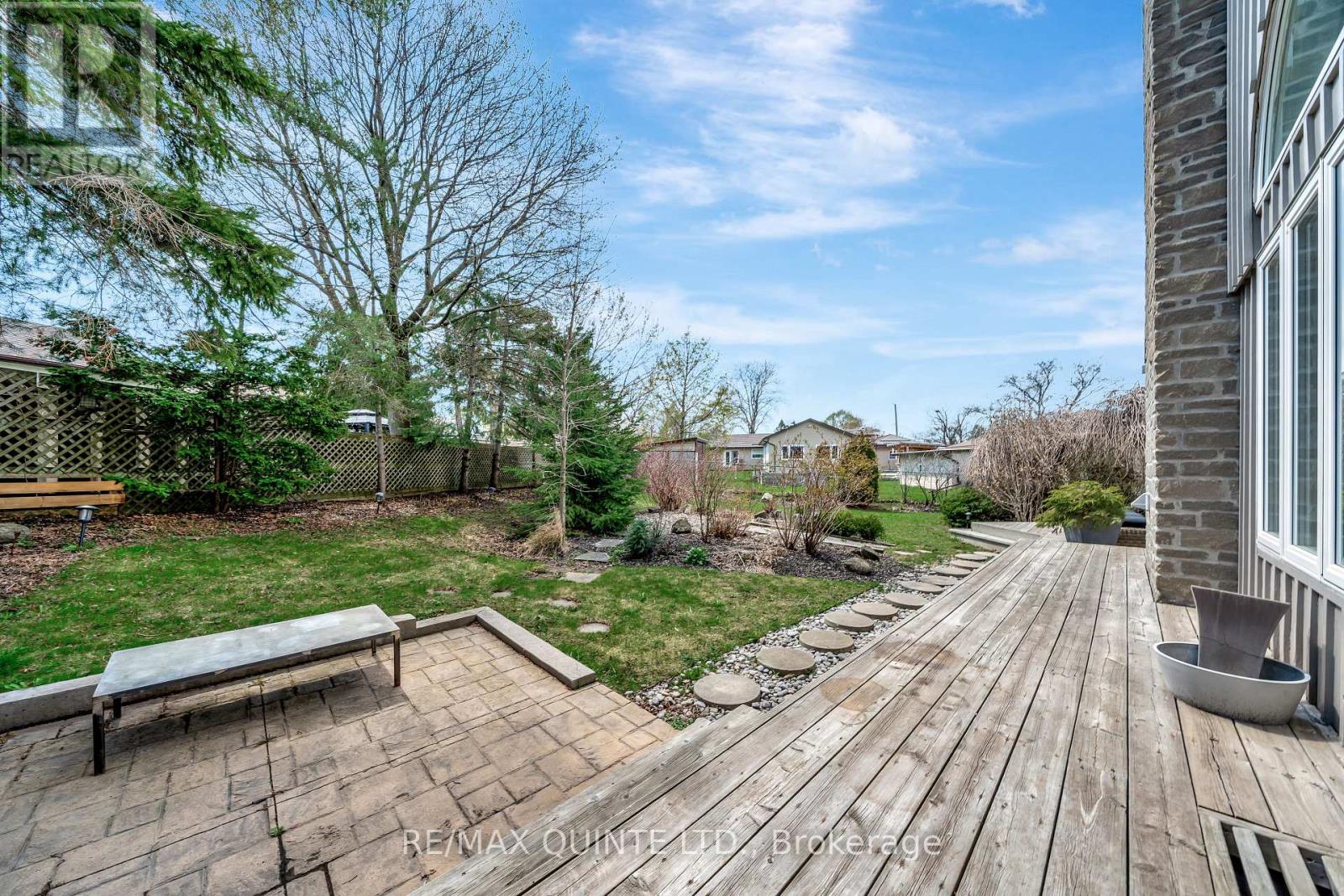 14 Thompson Court, Belleville, Ontario  K8P 5C3 - Photo 44 - X12203070