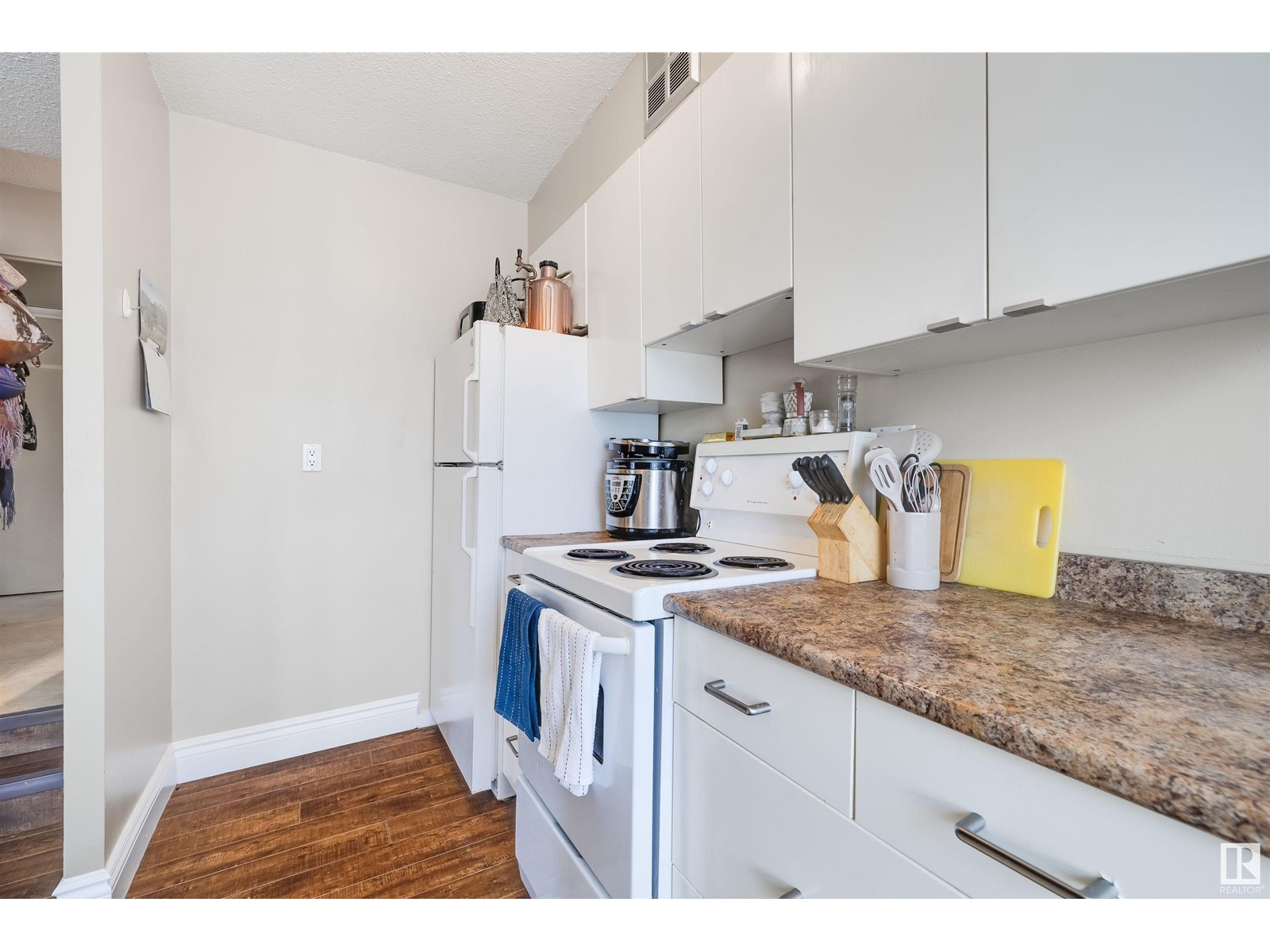 #216 10160 114 St Nw, Edmonton, Alberta  T5K 2L2 - Photo 8 - E4440934