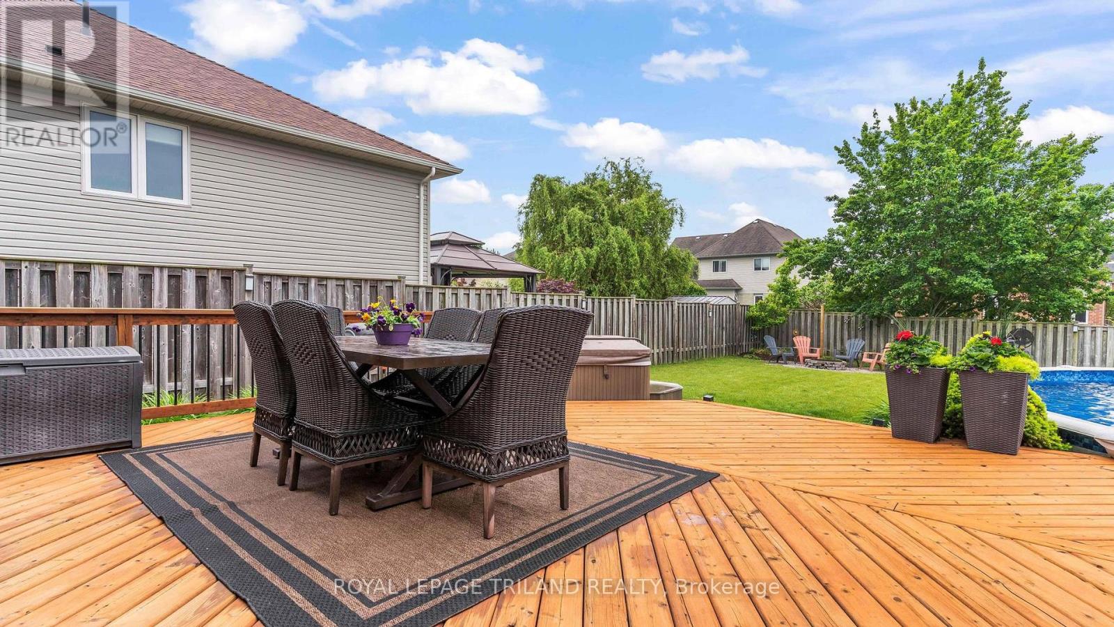 16 Kensington Court, St. Thomas, Ontario  N5R 0A3 - Photo 37 - X12203110