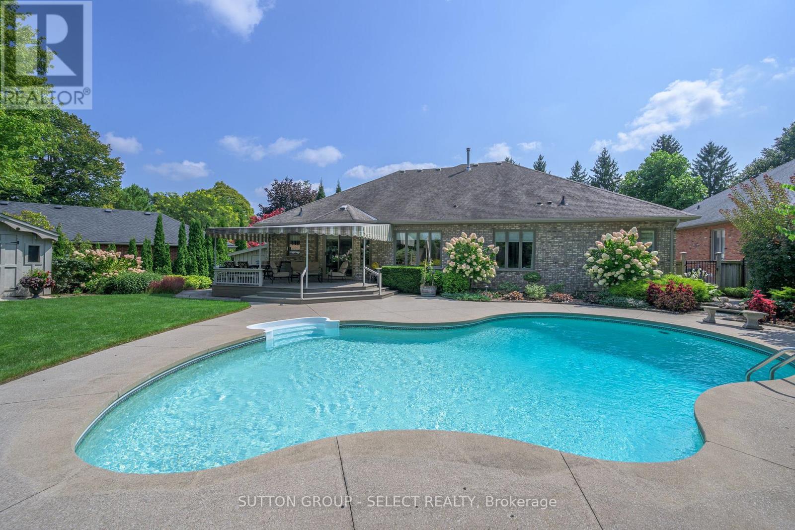 6 TETHERWOOD COURT, London North, Ontario