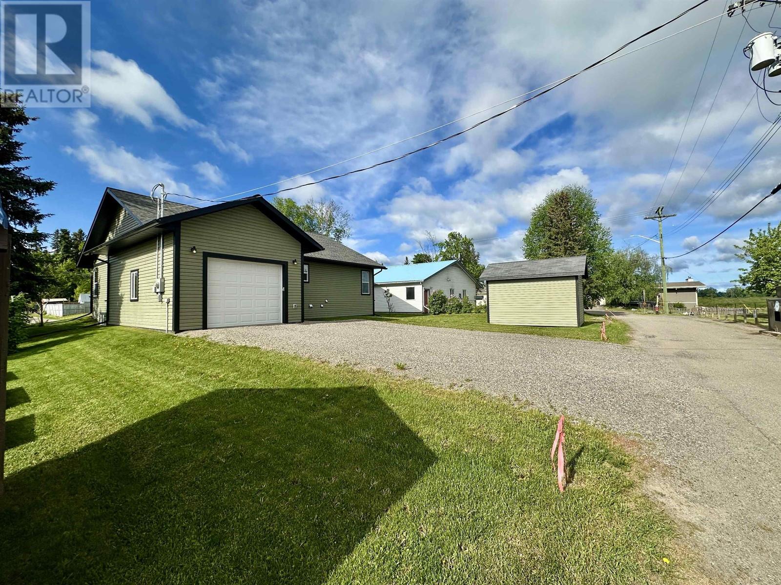 271 Omineca Street, Vanderhoof, British Columbia  V0J 3A0 - Photo 10 - R3012185