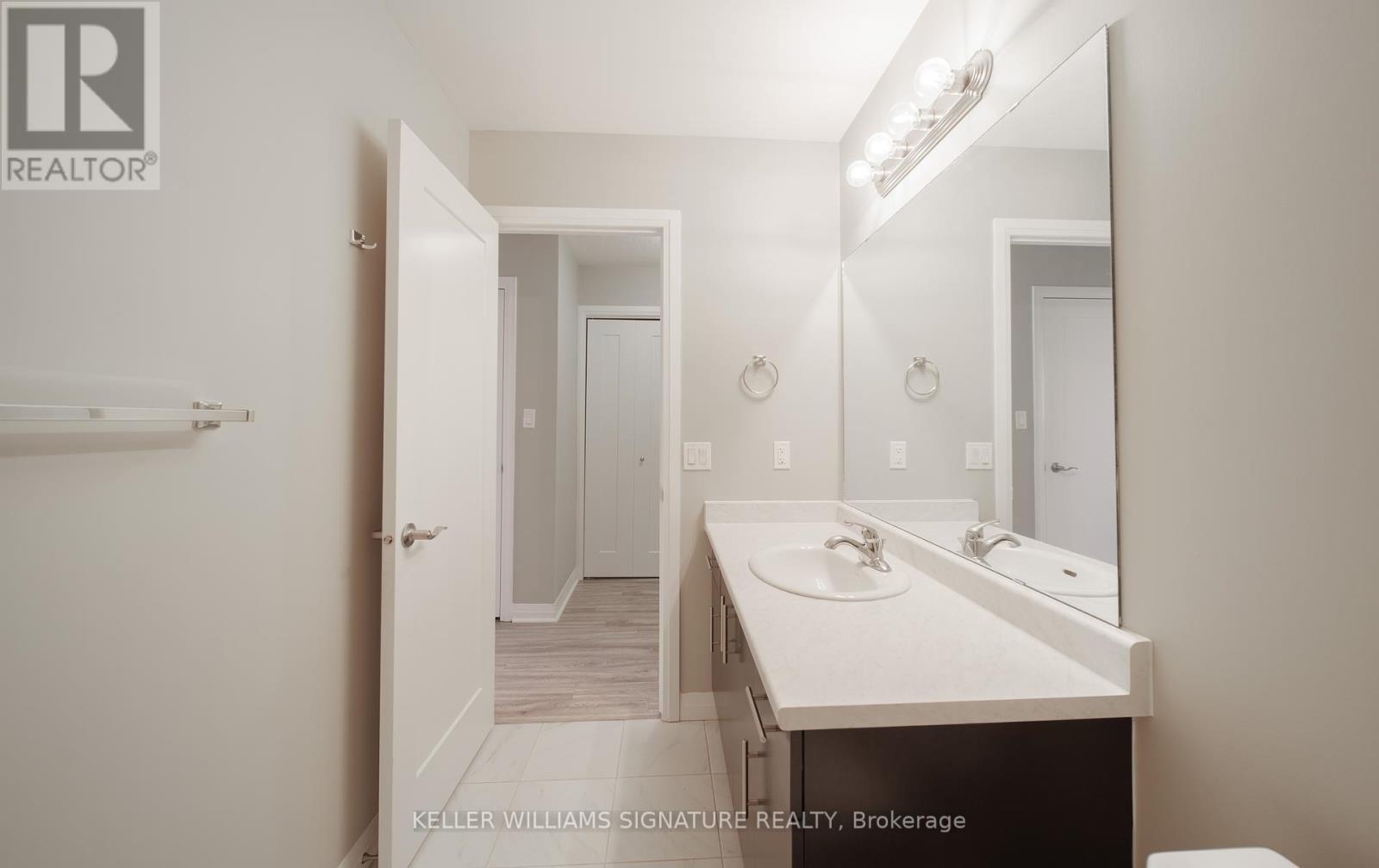 114 Laguna Village Crescent, Hamilton, Ontario  L0R 1P0 - Photo 35 - X12203051