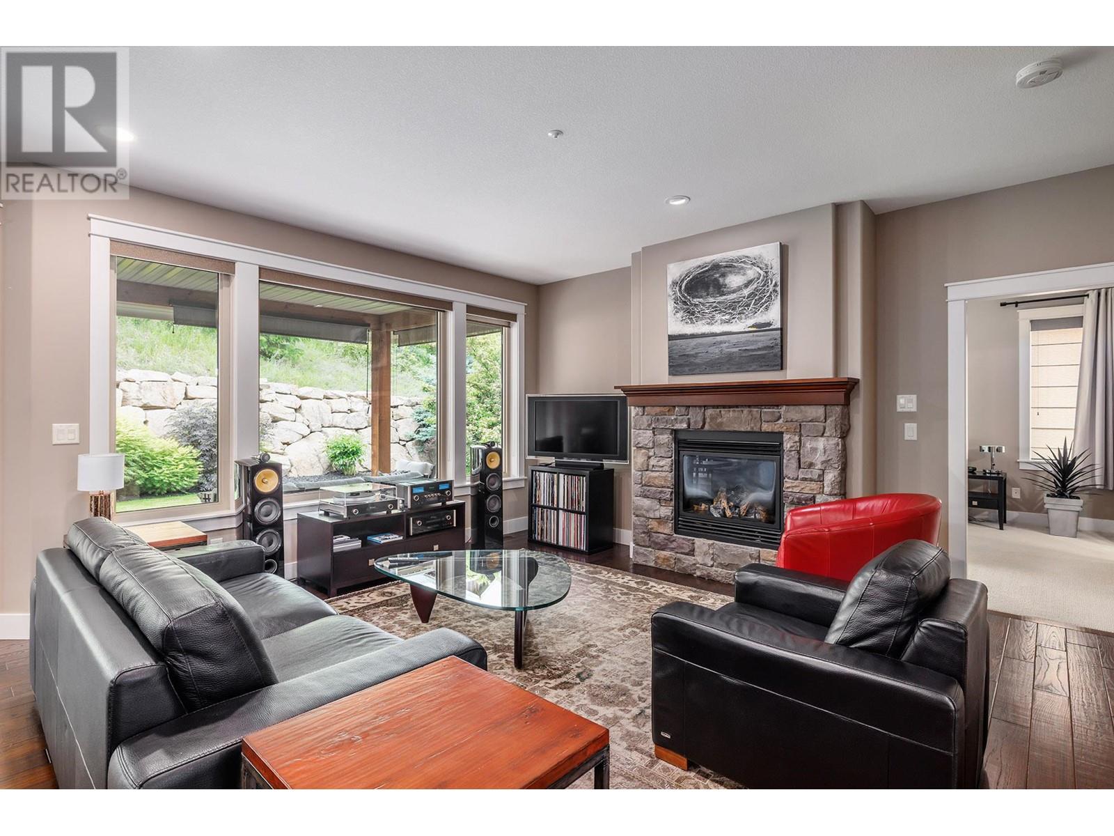 Property at 428 Longspoon Drive image 5