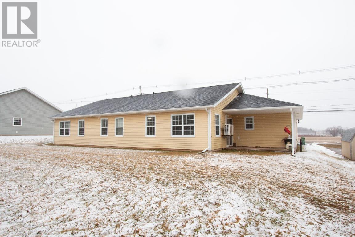 393 Macewen Road, Summerside, Prince Edward Island  C1N 5L1 - Photo 13 - 202506097