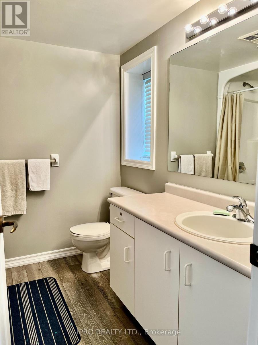 112 - 4013 Kilmer Drive, Burlington, Ontario  L7M 4M3 - Photo 12 - W12200431