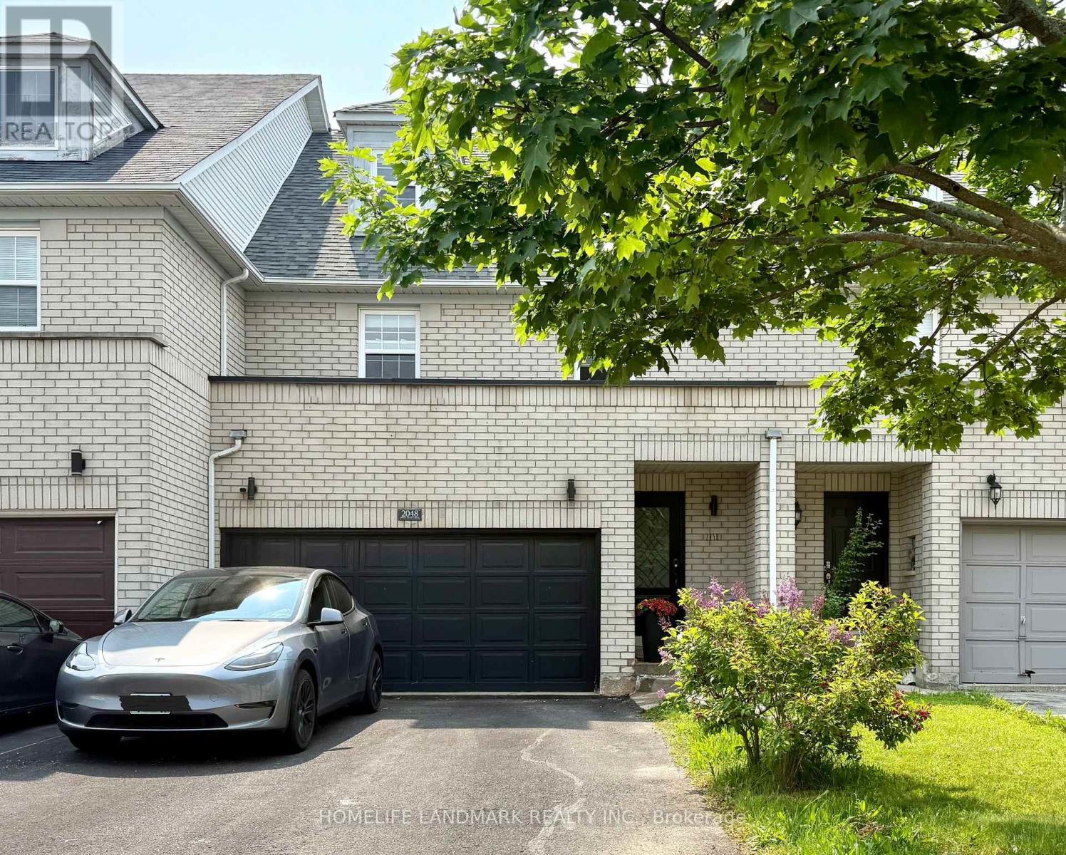 2048 White Dove Circle, Oakville, Ontario  L6M 3R7 - Photo 2 - W12202541
