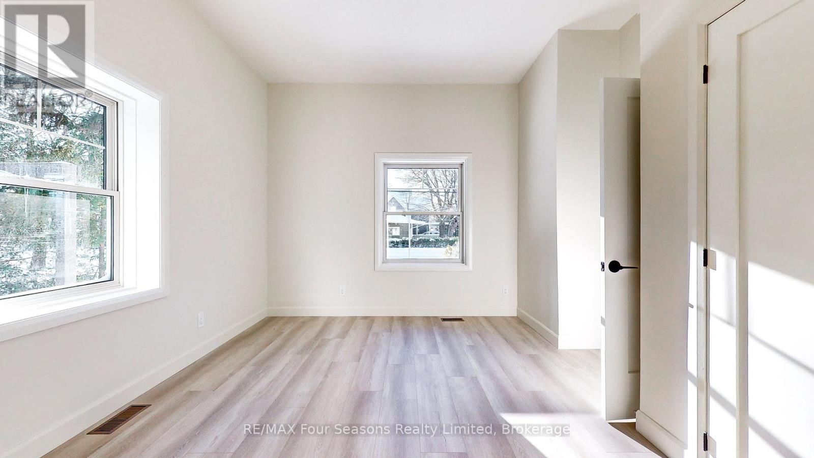 147 Second Street, Collingwood, Ontario  L9Y 1E7 - Photo 21 - S12203121