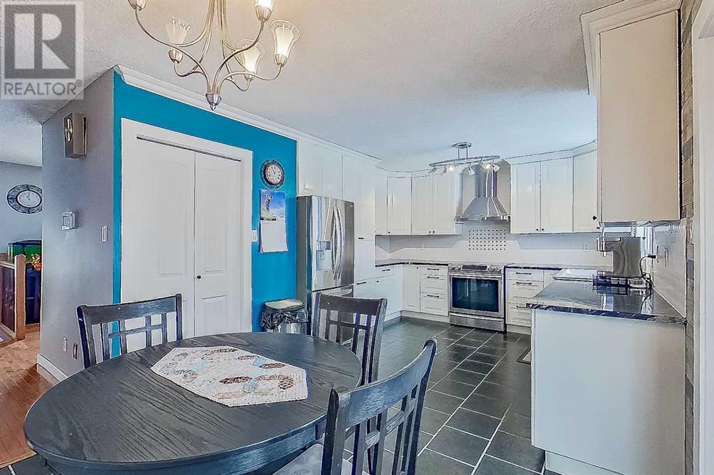 Property at 206 Kennedy Crescent image 4