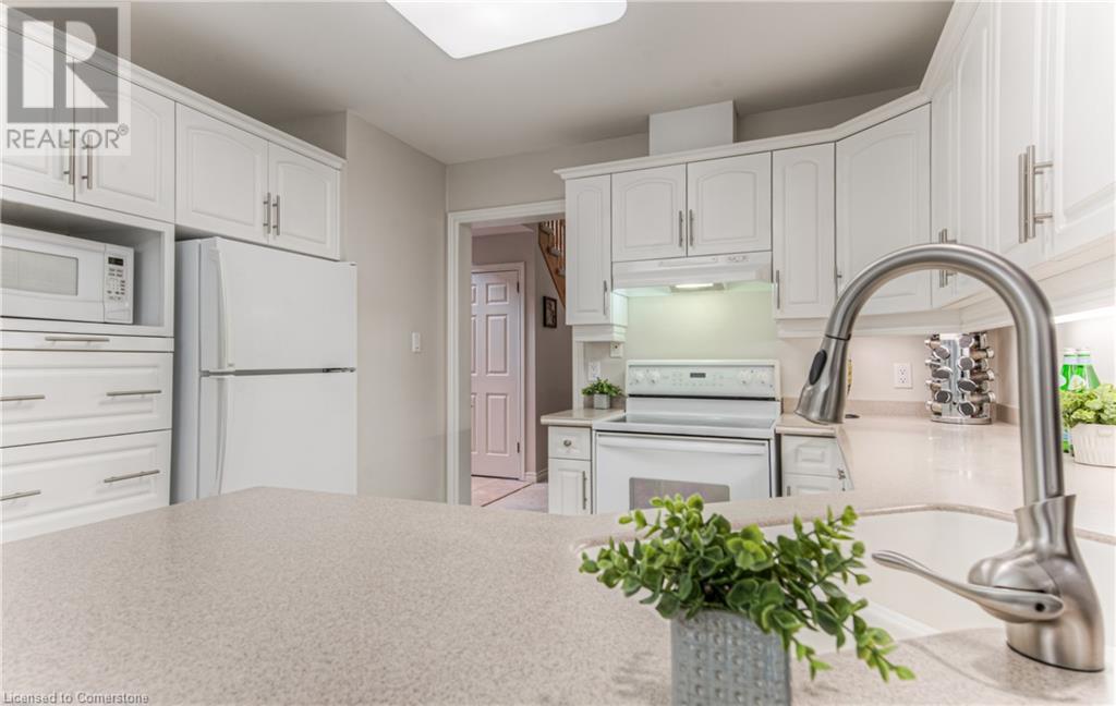416 Forestlawn Road, Waterloo, Ontario  N2K 2J6 - Photo 23 - 40736292
