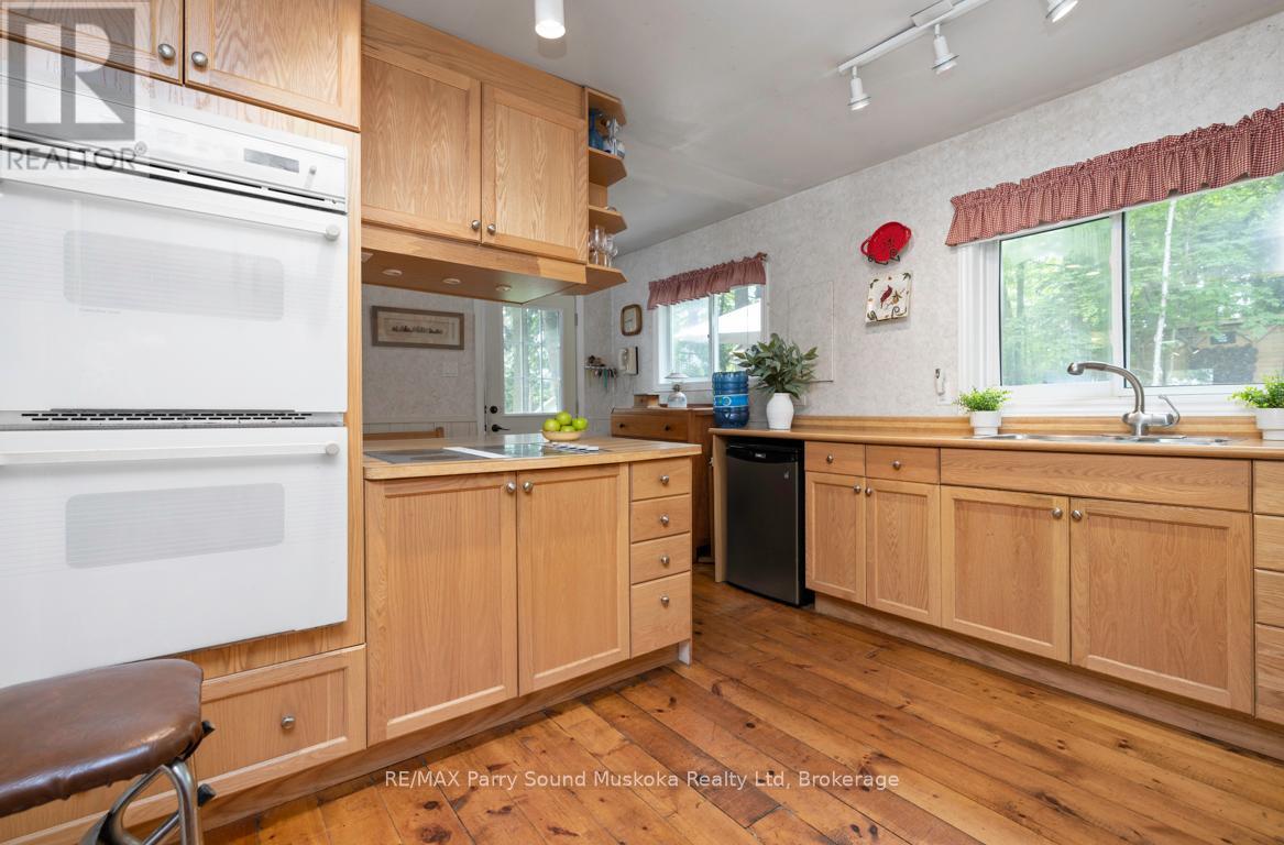 91 Haystead Bay Road, Seguin, Ontario  P2A 0B2 - Photo 26 - X12203136