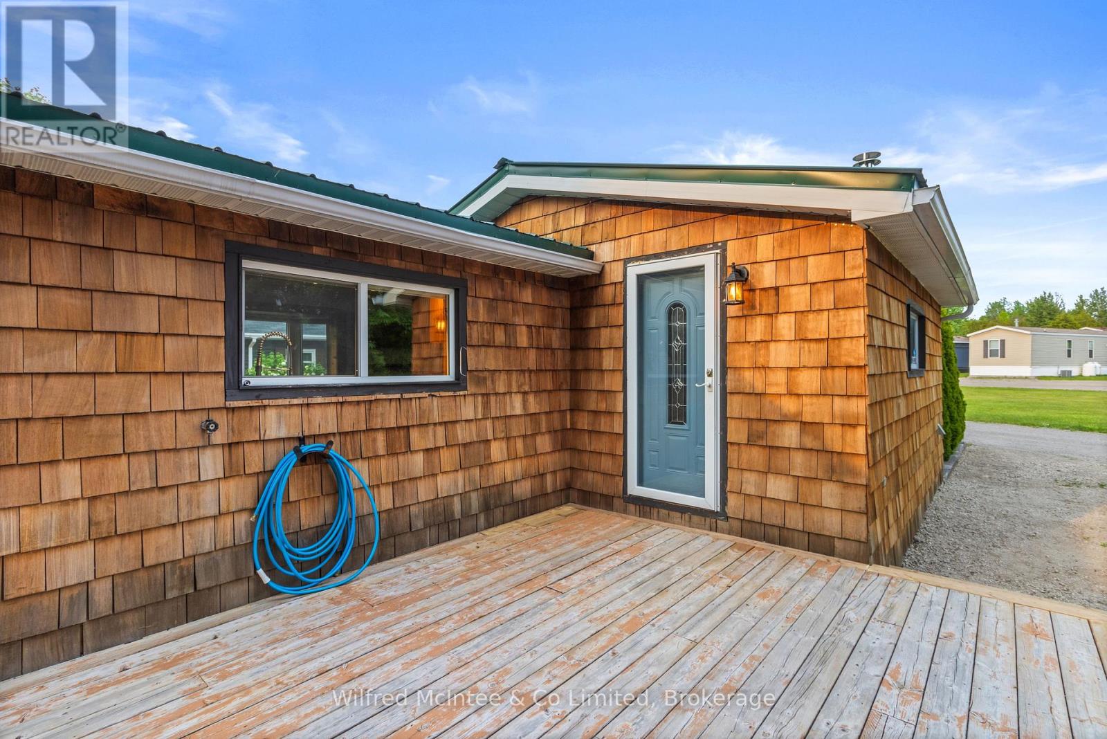 48 Maplewood Boulevard, Kincardine, Ontario  N0G 2T0 - Photo 13 - X12203163