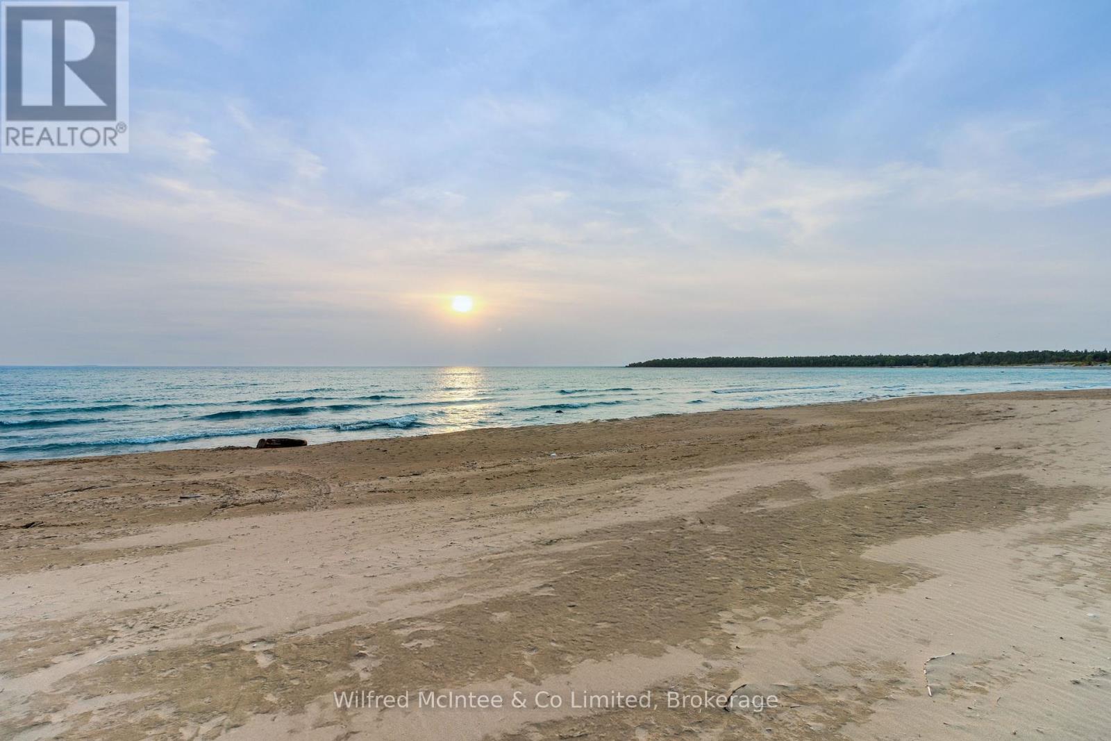 48 Maplewood Boulevard, Kincardine, Ontario  N0G 2T0 - Photo 49 - X12203163