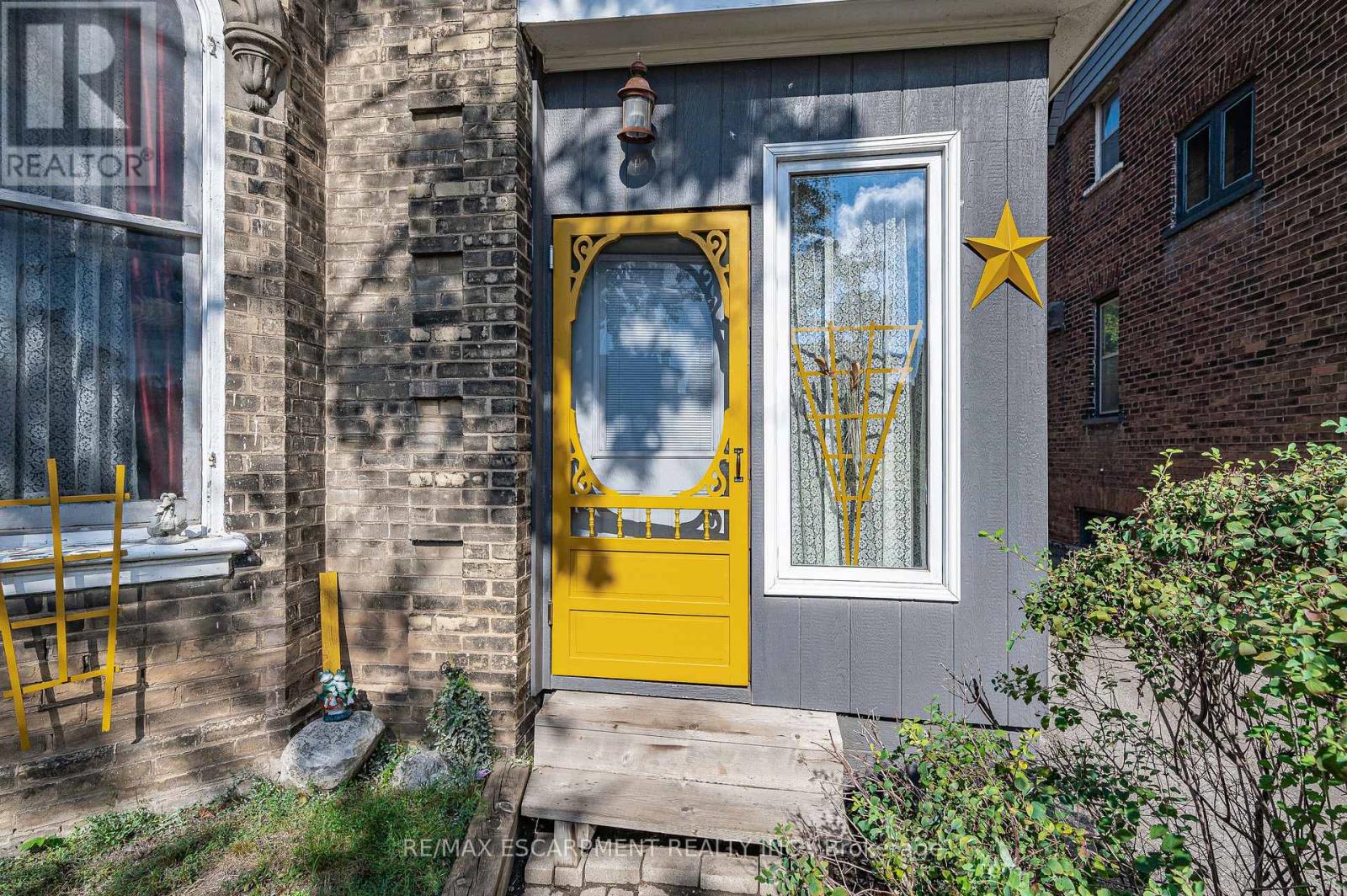 153 Brant Avenue, Brantford, Ontario  N3T 3H6 - Photo 11 - X11988091