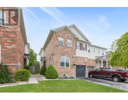 47 BLOOMINGTON DRIVE, Cambridge, Ontario