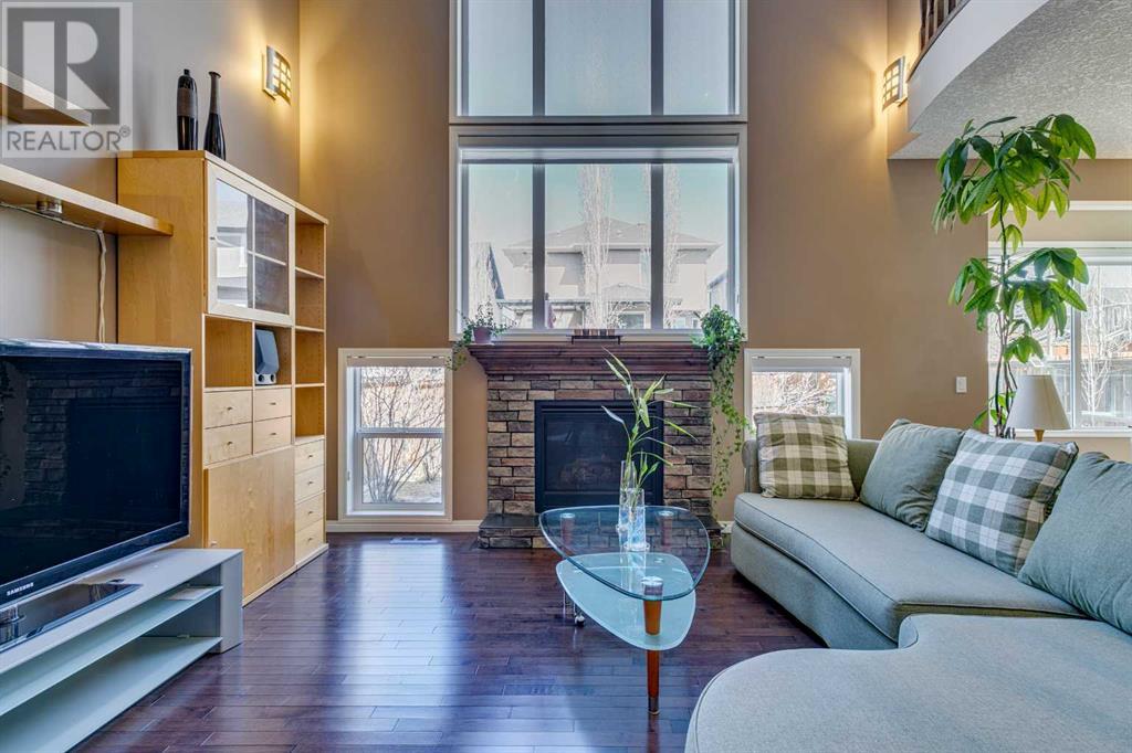 Property at 8 Aspen Stone Court SW image 2