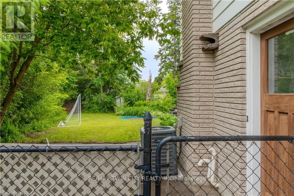 22 Japonica Crescent, Brantford, Ontario  N3R 1N6 - Photo 33 - X12201910