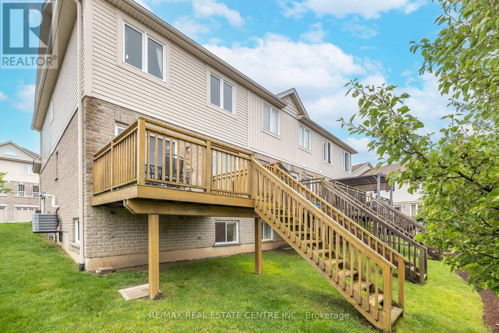 94 - 105 Pinnacle Drive, Kitchener, Ontario  N2P 1B8 - Photo 39 - X12202974